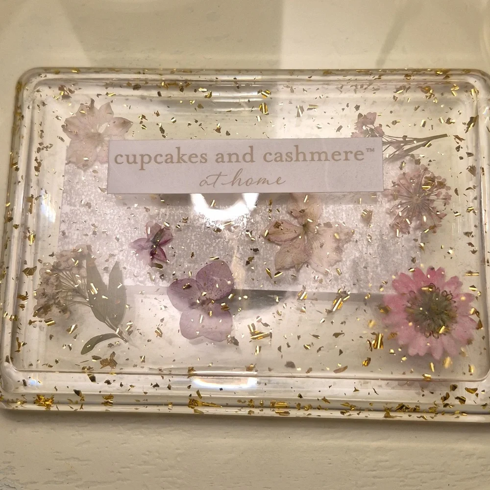 Cupcakes & Cashmere at Home clear dried pressed flowers trinket Tray